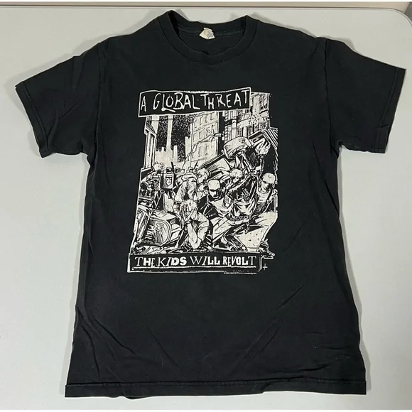 Black ‘A Global Threat: The Kids Will Revolt’ Punk Rock Band Tee T-Shirt Size S - Picture 1 of 3